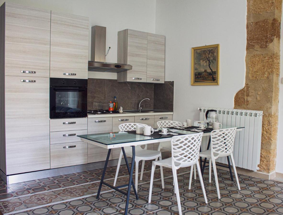 Palazzo Caratozzolo Apartment Agrigento Exterior foto